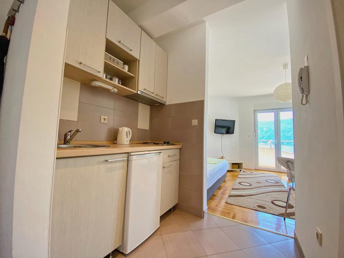 Apartments Bellevue - Otasevic Herceg Novi Kültér fotó