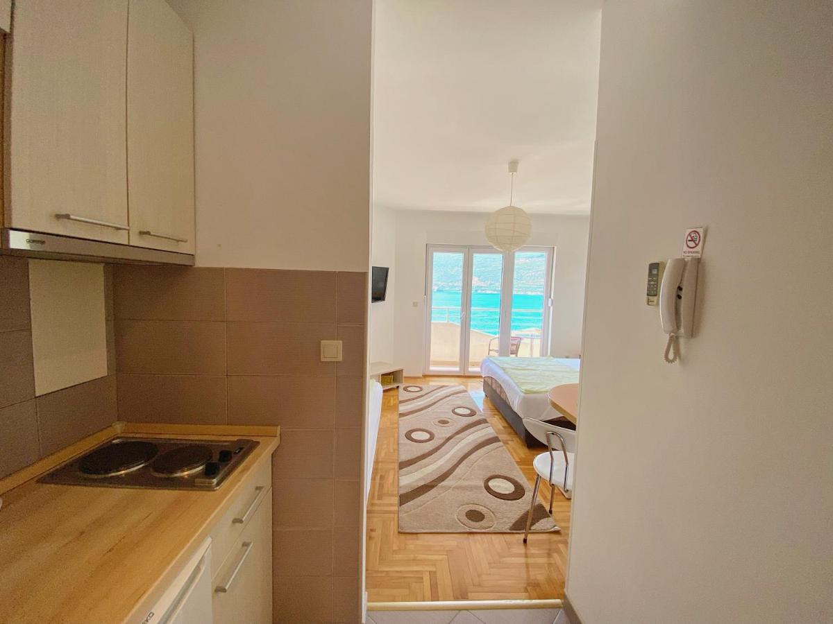Apartments Bellevue - Otasevic Herceg Novi Kültér fotó