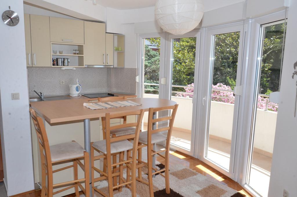 Apartments Bellevue - Otasevic Herceg Novi Szoba fotó