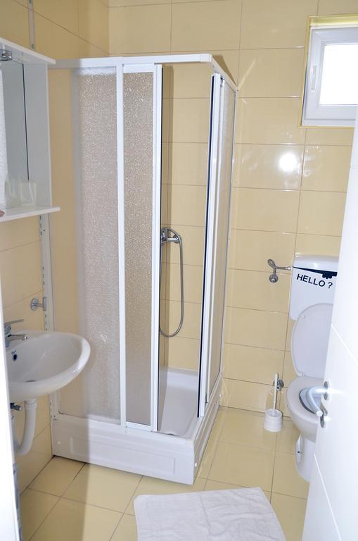 Apartments Bellevue - Otasevic Herceg Novi Szoba fotó